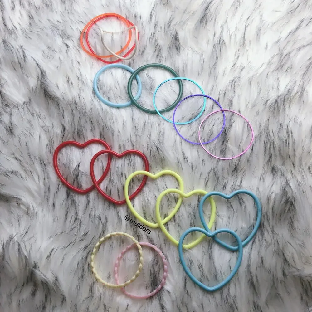 Vintage 1980s 80s Plastic Heart Bangles & Mixed Bracelets Lot